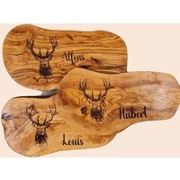 Geschenk Personalisiert Olivenholz Mit Gravur Hirsch Frühstücksbrett Schneidebrett Geburtstag Geburtstagsgeschenk Frau, Mann Olivenholzbrett Geschenk Personalisiert Olivenholz Mit Gravur Hirsch Frühstücksbrett Schneidebrett Geburtstag Geburtstagsgeschenk Frau, Mann Olivenholzbrett von AtelierAnnaHandmade