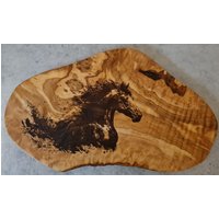 Geschenk Personalisiert Olivenholz Mit Gravur Pferd Sport Hobby Liebe Reiten Frühstücksbrett Schneidebrett Olivenholzbrett Holz Geburtstag Geschenk Personalisiert Olivenholz Mit Gravur Pferd Sport Hobby Liebe Reiten Frühstücksbrett Schneidebrett Olivenholzbrett Holz Geburtstag von AtelierAnnaHandmade