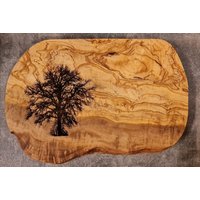 Olivenholz Baum Lebensbaum Frühstücksbrett Personalisiertes Brettchen Schneidebrett Geschenk Olivenholzbrett Holzbrett Geburtstag Olivenholz Baum Lebensbaum Frühstücksbrett Personalisiertes Brettchen Schneidebrett Geschenk Olivenholzbrett Holzbrett Geburtstag von AtelierAnnaHandmade