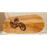 Personalisiertes Brett Motorrad Motorradfahrer Geburtstag Geschenk Bike Chopper Olivenholz Frühstücksbrett Hochzeitsgeschenk Easy Rider Personalisiertes Brett Motorrad Motorradfahrer Geburtstag Geschenk Bike Chopper Olivenholz Frühstücksbrett Hochzeitsgeschenk Easy Rider von AtelierAnnaHandmade