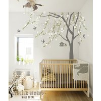 Wandtattoo Kirschblütenbaum Vögel & Vogelhaus, Großes Wandbild Wandtattoo Kirschblütenbaum Vögel & Vogelhaus, Großes Wandbild von AtelierBishop