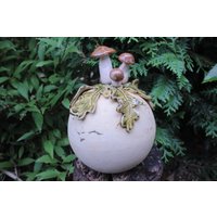 Gartenkugel Mit Pilzlandschaft, Kugel, Gartenkeramik, Gartendekoration von AtelierKeramixx