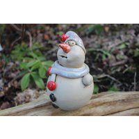 Schneemann Namens Oskar, Winterdekoration, Gartendekoration, Gartenkeramik Schneemann Namens Oskar, Winterdekoration, Gartendekoration, Gartenkeramik von AtelierKeramixx