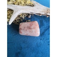 Polierter Sonnensteinkristall Freeform Joy Polierte Energie von AthanorCreations