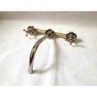 Silber Wand Bad Wasserhahn Mit Kreuz Griffe + Messing Ventil - Vintage Unlackiert von AtlasArtsDecor