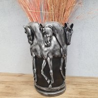 Dekorative Große Reitervase, Schwarze Vase, 11, 02 Zoll, Pferd Detaillierte Tischvase, Personalisierte Geschenke, Muttertagsgeschenk von AtolyeDreamArt