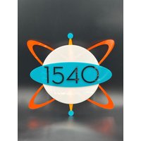 Mid Century Modern Adressschild "Atomic Globe" | Moderne Hausnummern Retro Dekor Wandkunst Space Age Atomic Avocado Designs® von AtomicAvocadoDesigns