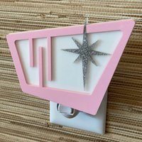 Mid Century Modern "starlite" Nachtlicht | Retro Rosa Dekor Ambiente Beleuchtung Plug in Wandleuchte Mcm Atomic Avocado Designs® von AtomicAvocadoDesigns