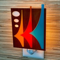 Mid Century Modern Nachtlicht | "Sail" Design Ambiente Beleuchtung Plug in Wandleuchte Atomic Avocado Designs® von AtomicAvocadoDesigns