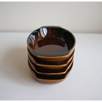 Set Mit 4 Vintage Glasierten Steinzeug Ofenfeste Backformen/Auflaufformen. Hergestellt Japan von AtomicMagpie