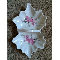 Vintage Geteilte Bonbon-/Nussschale Rosa Blumenmuster Von Mitterteich Bavaria Germany von AtticLovelies