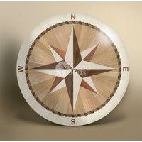 Holz Boden Medaillon "Laguna" - Kompassrose Inlay Maritimer Stil Marine Thema Tisch Schreibtisch Parkettboden Idee Hartholz Handgemacht." von AtwoodGoods