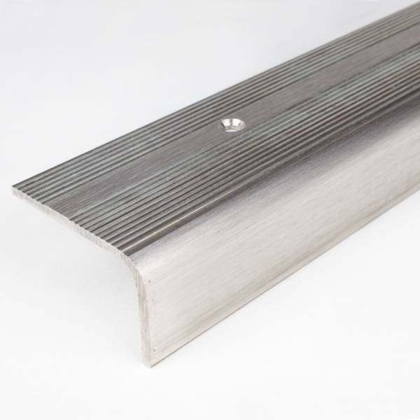Auer Treppenkanten- & Winkelprofil Lynbrook Rutschhemmend R10 DIN 51130 28 x 50 mm Edelstahl von Auer Metallprofile