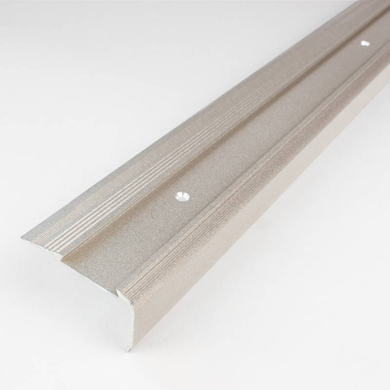 Auer Treppenkanten- & Winkelprofile Cresta 27 x 58 x 2000 mm Aluminium eloxiert Spezialemailliert von Auer Metallprofile
