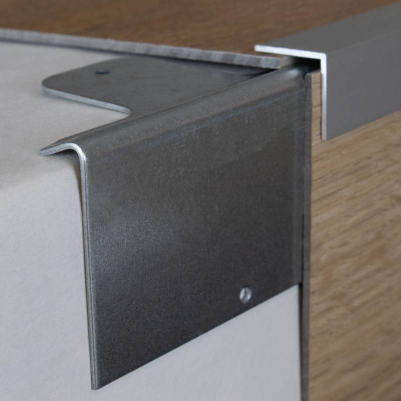 Auer Treppenkanten- & Winkelprofile Höhe 38 mm Breite 32 mm Reparaturwinkel für Holztreppen von Auer Metallprofile