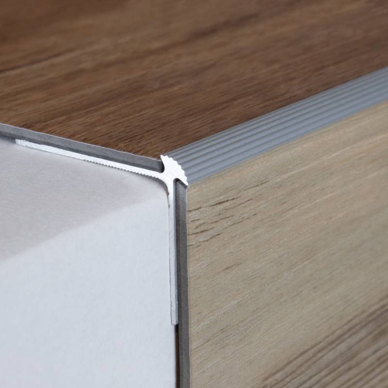 Treppenkanten- & Winkelprofile Höhe 30 mm Breite 40 mm Einfasshöhe 3 mm PROVISTON von Auer Metallprofile