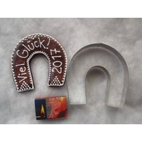 Ausstechform, Form, Ausstecher Hufeisen Groß, Für Lebkuchen, Pfefferkuchen, Glücksbringer, Weihnachten, Neujahr Ausstechform, Form, Ausstecher Hufeisen Groß, Für Lebkuchen, Pfefferkuchen, Glücksbringer, Weihnachten, Neujahr von Augenblickchen