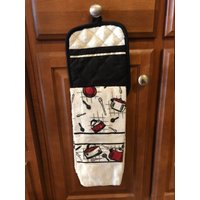 Küchenhandtücher.die Schleife Hängt An Einem Küchenknopf.dekorativ Und Praktisch, Um Die Hände Zu Trocknen von AuntBsCottage