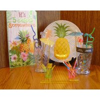 Pineapple Bar Geschirr Set/Kunststoff Nu Glas Gläser, Cocktailstäbchen, Teller, Cocktailstäbchen Muttertagsgeschenk Pool Party Sommerspaß Geburtstag Pineapple Bar Geschirr Set/Kunststoff Nu Glas Gläser, Cocktailstäbchen, Teller, Cocktailstäbchen Muttertagsgeschenk Pool Party Sommerspaß Geburtstag von AuntieAnnesGems