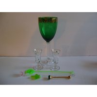 St. Patrick Es Day Glas Set/Grünes Swizzle Stick Rührer Display Kleeblatt Schreckgläser Geburtstagsgeschenk Sammlerstück St. Patrick Es Day Glas Set/Grünes Swizzle Stick Rührer Display Kleeblatt Schreckgläser Geburtstagsgeschenk Sammlerstück von AuntieAnnesGems