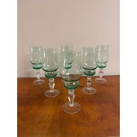 Art. 1126 - Elegante Weingläser Mit Geschwungenem Design Set Aus 6 Stück von AuntieMagpiesVintage