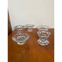 Art. 863 - Set Aus 5 Glas-Kerzenhaltern Mit Verschiedenen Mustern Art. 863 - Set Aus 5 Glas-Kerzenhaltern Mit Verschiedenen Mustern von AuntieMagpiesVintage