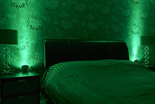 Auraglow Plugin GU10 Spotlight Deckenfluter Wandwaschleuchte Stecksockellampe mit grünem schmalem Lichtstrahl von Auraglow