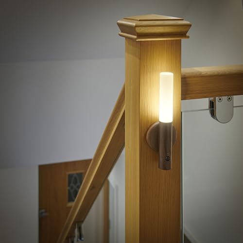 Auraglow Smart LED Sensor Wandleuchte - Tragbar - Wiederaufladbares Nachtlicht - Innenbereich - Magnetfuß (4 Pack, Walnussholz) von Auraglow