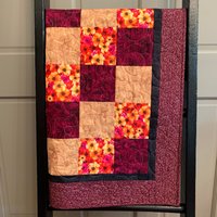 Handgemachte Blumen Quilt, Patchwork Runde Tischdecke, Wandbehang, Geschenk Für Sie, Einzigartige von AutumnCountryCrafts