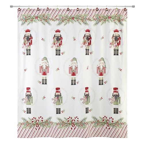Avanti Linens Duschvorhang, wasserabweisend, Polyester, Badezimmer-Essentials, Urlaubs-inspirierte Dekoration, 183 x 183 cm (Pepperminz-Nussknacker) von Avanti Linens