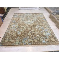 Jaipur Handgeknüpfter Teppich Aus Reiner Wolle Und Seide Jaipur Handgeknüpfter Teppich Aus Reiner Wolle Und Seide von AvediDesigns