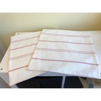 Zwei Handgemachte Kissenhüllen in Portsea Rot Gestreift Stoff von AvonwickStyle