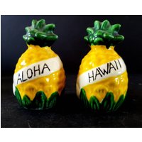 Vintage Aloha Hawaii Ananas Salz - Und Pfefferstreuer von AyCarambaGifts