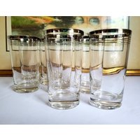 Vintage Mid Century Mod Silber Gebändertes Highball Cocktailglas Set 7 von AyCarambaGifts