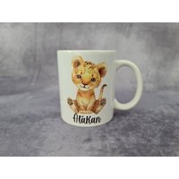 Tasse Löwe, Personalisiert, Baby Mit Namen, Wunschtext, Spruch, Wunschbuchstabe von Aydasch