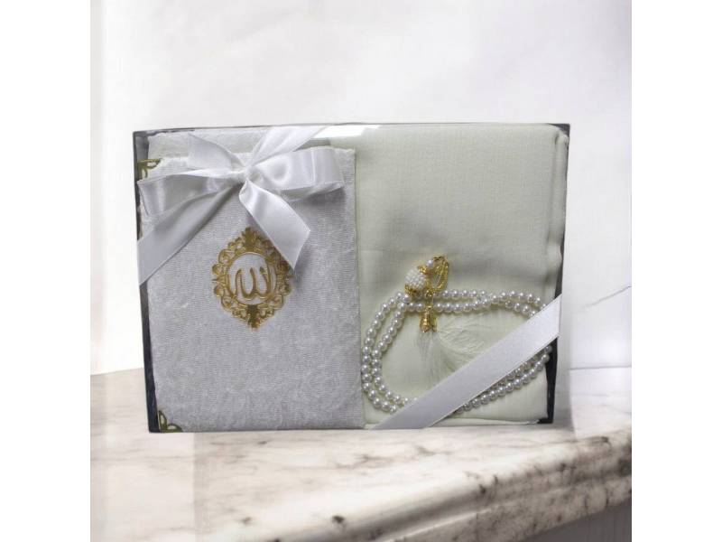 Aymasal Läufer Geschenkset 4 tlg. Gebetsteppich + 99er Gebetskette+ Koran Juz + Hijab Aymasal Läufer Geschenkset 4 tlg. Gebetsteppich + 99er Gebetskette+ Koran Juz + Hijab von Aymasal