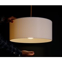 Große Bienenstock-Trommel-Lampe - Pendelleuchte Hängeleuchte Zeitgenössisch Modern- Art Deco- B50cm X H20cm von AyusDesign