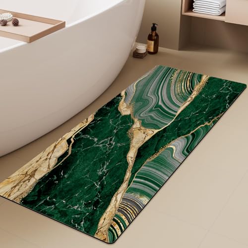 Azppsad Extra langer Badteppich, grüner Marmor und goldene Adern, rutschfest, mit Gummi-Rückseite, dünn, saugfähig, schnell trocknend, Badematten für Badewanne, Badezimmer, Küche, 40 x 120 cm Azppsad Extra langer Badteppich, grüner Marmor und goldene Adern, rutschfest, mit Gummi-Rückseite, dünn, saugfähig, schnell trocknend, Badematten für Badewanne, Badezimmer, Küche, 40 x 120 cm von Azppsad