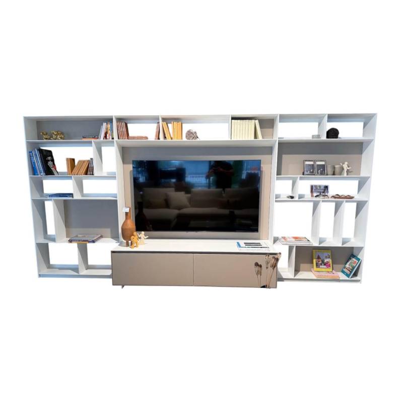 Wohnwand Flat C Lack Satiniert Gips Weiß Und Wüstenfarben Beige von B&B Italia