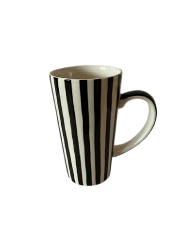 B2SEE Keramik-Tasse, 500 ml, Schwarz-Weiß Streifen, 17 cm Höhe, Handgefertigt (senkrechte Streifen) von B2SEE