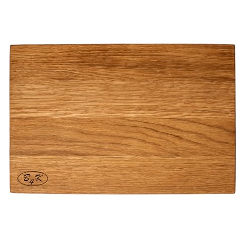 B4K® Schneidebrett 30x20 cm aus massivem Eichenholz | Geölt & antibakteriell | Beidseitig nutzbar | Tranchierbrett, Hackbrett, Servier- & Frühstücksbrett von B4K