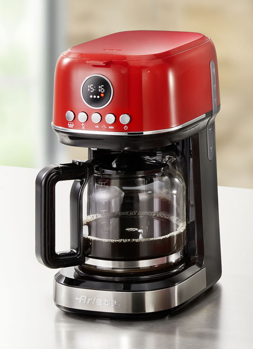 Ariete Frühstücksserie moderna im Retro-Design, Kaffeemaschine, Rot Ariete Frühstücksserie moderna im Retro-Design, Kaffeemaschine, Rot von BADER