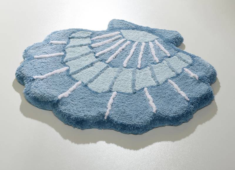 Barfußweiche Badgarnitur in Muschel-Optik, Größe 108 (Stand-WC-Vorleger, ø 50 cm), Blau von BADER