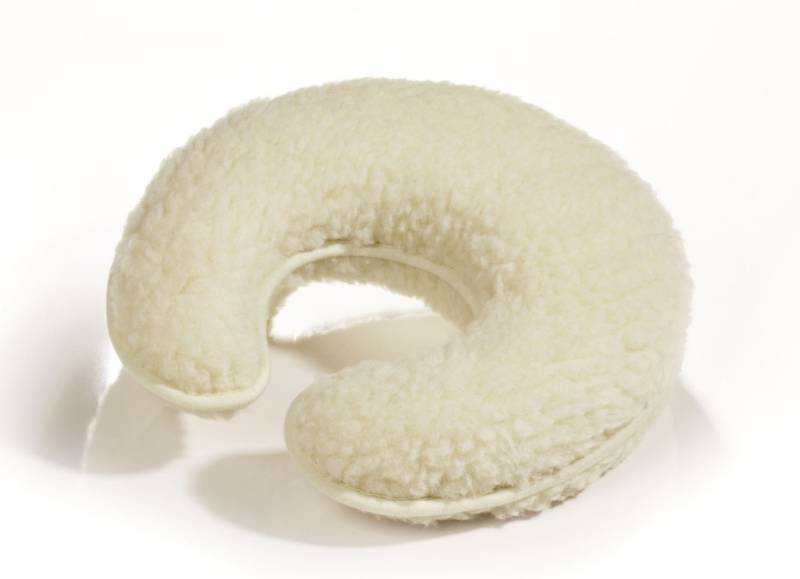 Bettwarenprogramm aus reiner Schafschurwolle, Größe 126 (Nackenhörnchen, ca. 35/35/ 10 cm), Natur von BADER