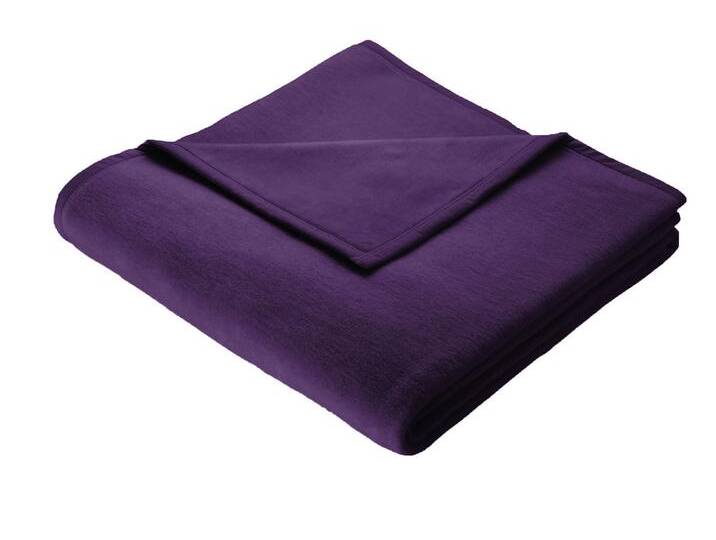 Hochwertige Schlafdecke mit Veloursband-Einfassung, Größe 295 (220x240 cm), Violett von BADER