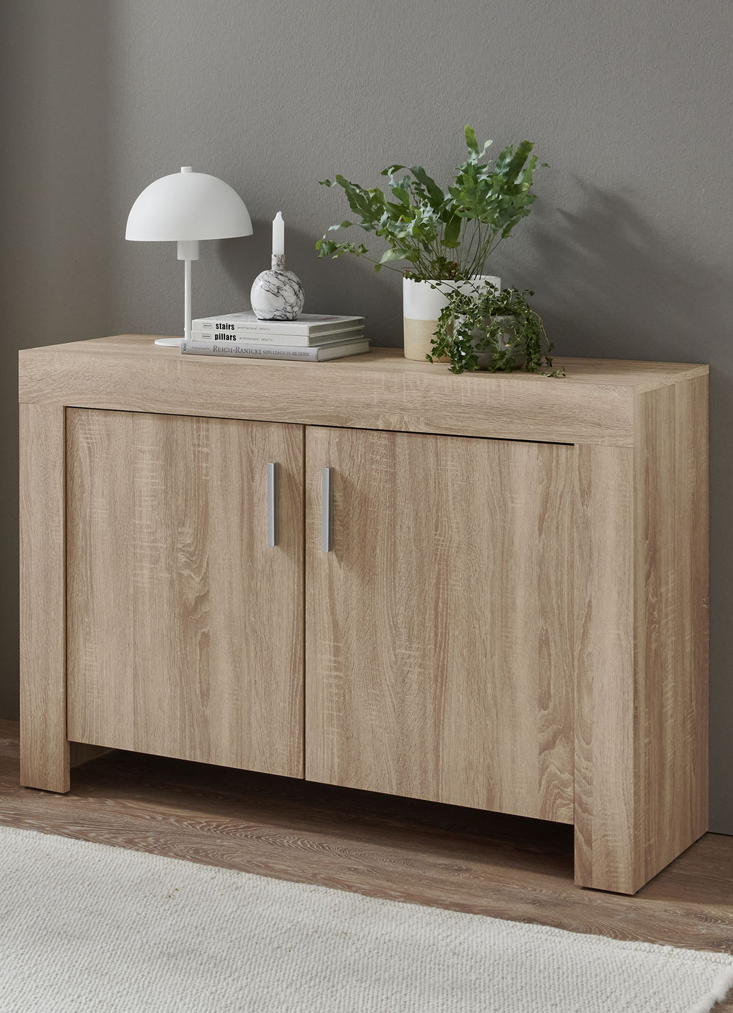 Kommode mit Griffen in Aluminium-Optik, Eiche Sonoma Kommode mit Griffen in Aluminium-Optik, Eiche Sonoma von BADER