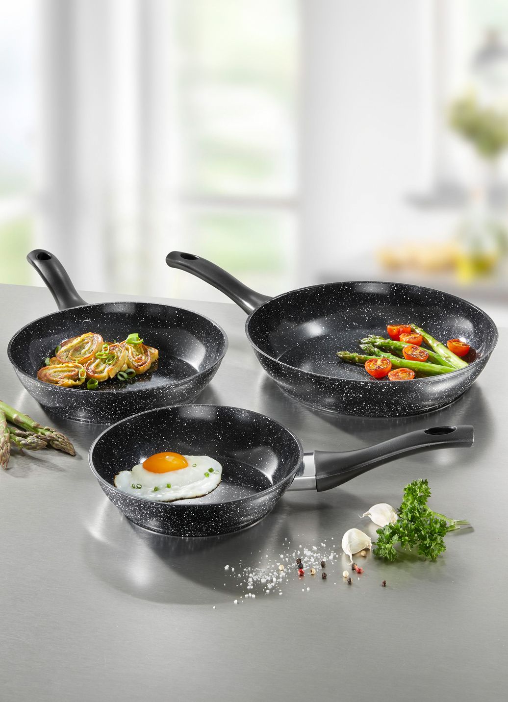 Pfannen-Set mit hochwertiger Antihaft- Keramikbeschichtung, Schwarz Pfannen-Set mit hochwertiger Antihaft- Keramikbeschichtung, Schwarz von BADER