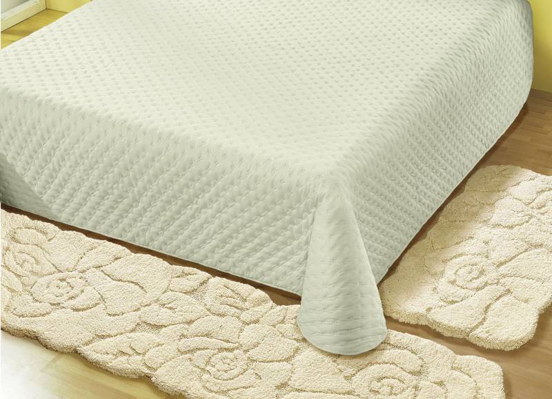 Tagesdecke mit Steppung und Bandeinfassung, Größe 873 (Einzelbett, 135x210 cm), Grün von BADER