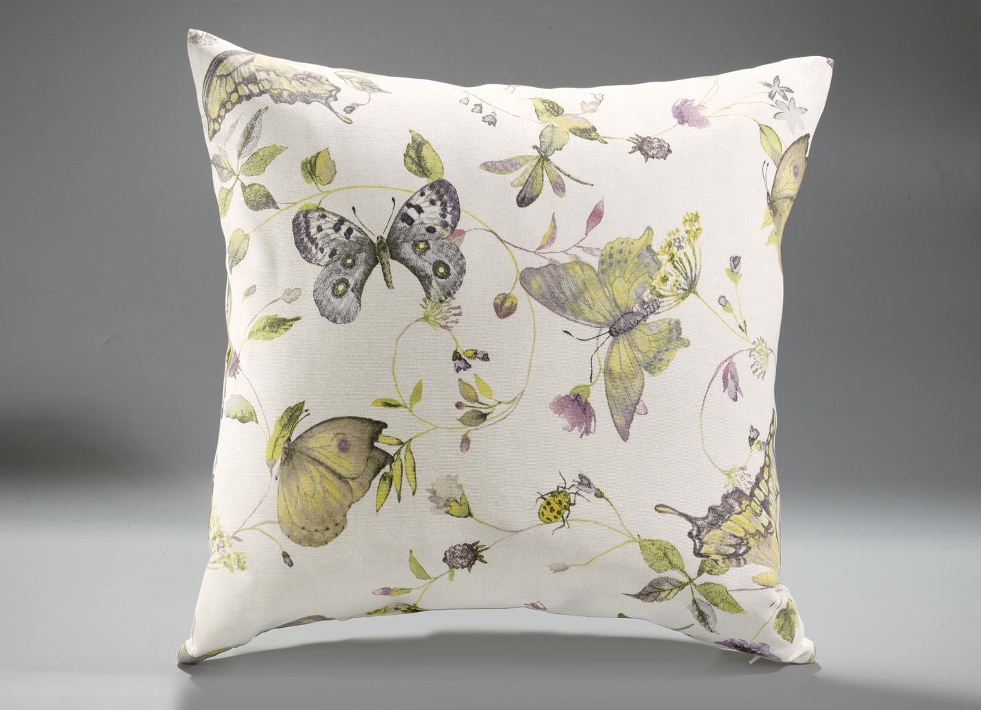 Tagesdecke und Kissenbezüge mit Schmetterlingsmotive, Größe 920 (2 Kissenbezüge, 40x 40 cm), Beige von BADER