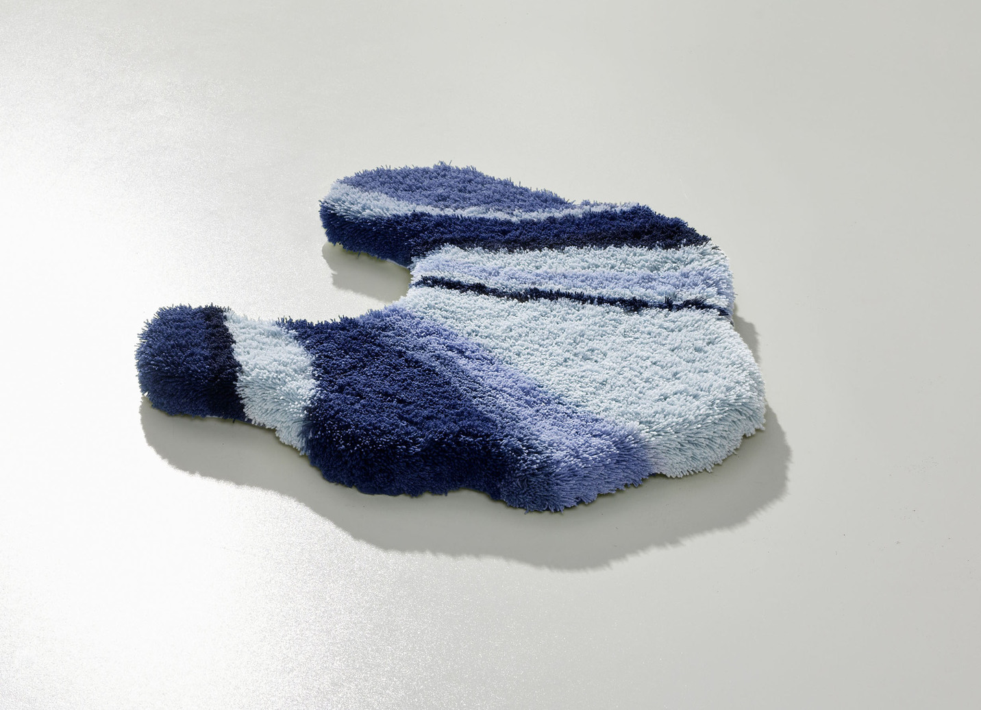 Tolle Badgarnitur in barfußweicher Qualität, Größe 108 (Stand-WC-Vorleger, 50/ 50 cm), Blau von BADER